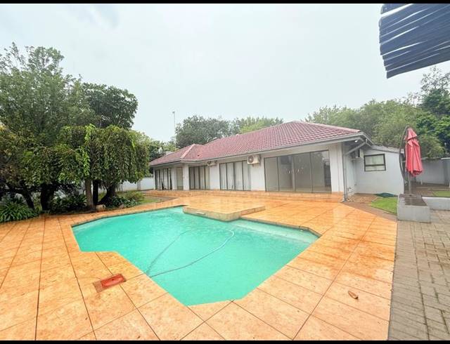 4 BEDROOM HOUSE FOR SALE IN VANDERBIJLPARK SE 7